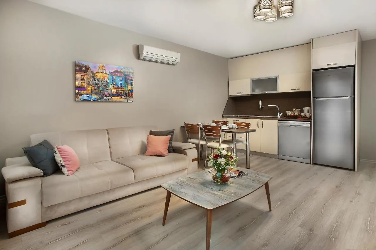Blueway Hotel Residence Istanbul 3*,